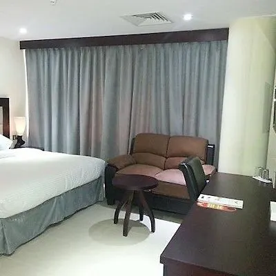 Royal Falcon Hotel Dubai